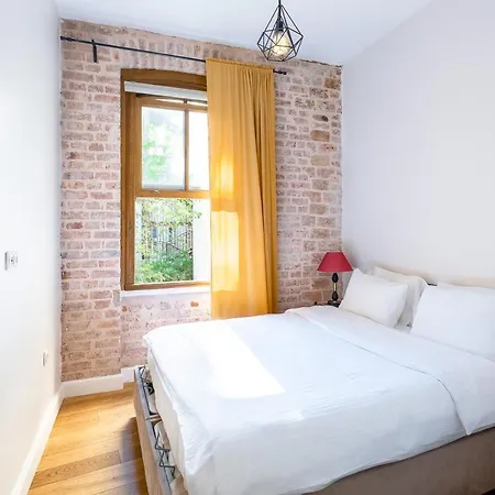 Homie - Historical Nearby Galata Tower Daire İstanbul
