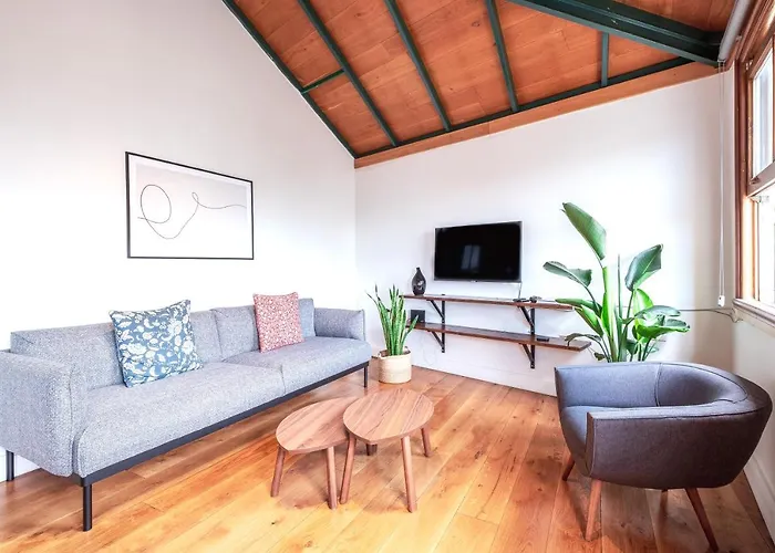 Homie - Historical Nearby Galata Tower اسطنبول